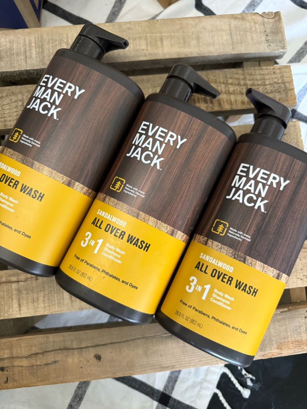 Every Man Jack Sandalwood All Over Wash - Yellow/Brown